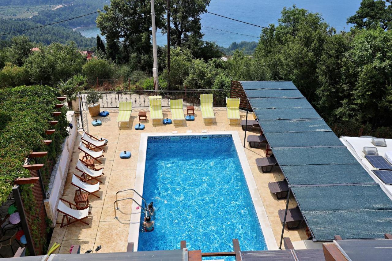 Apartments Oktopus Сутоморе Екстериор снимка