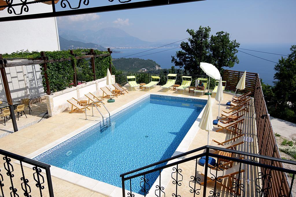 Apartments Oktopus Сутоморе Екстериор снимка